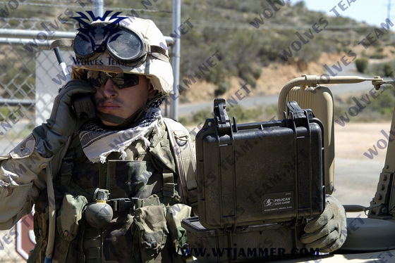 Brouilleur militaire de signal de VHF du watt UHF300MHz du Portable 600